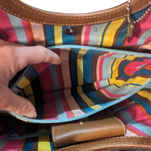 Fossil Baby Blue Woven Handbag with leather straps - Picture 4 of 7